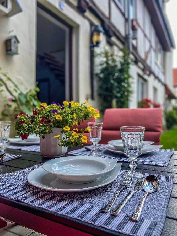 Am Mathildenbrunnen Gross Apartment Quedlinburg Bagian luar foto